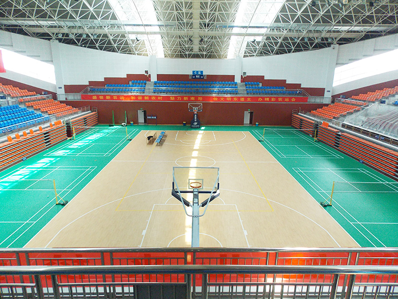 河南省南陽理工大學艾力特籃球場PVC運動地板應用案例